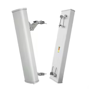 Wireless Base Station with Sector Antennas (3 x 120°)